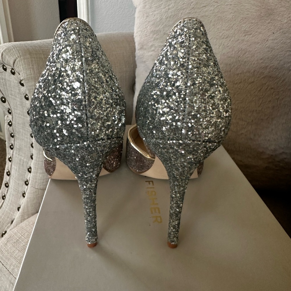 Marc Fisher Christay Gold Glitter High Heel Pump - Picture 5 of 10